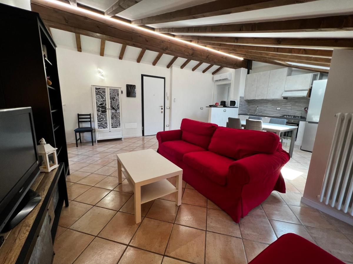 Gocce Balsamiche Apartamento Ravarino Exterior foto